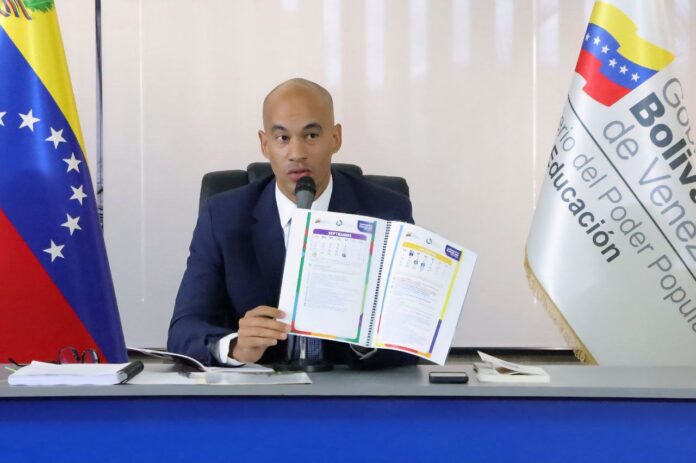 Estudiantes sobresalientes de bachillerato podrán ser preparadores en sus liceos