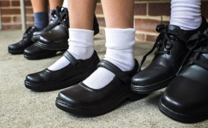 Nos ha ayudado a mantenernos Sector calzado está preparado para cubrir la demanda de la temporada escolar