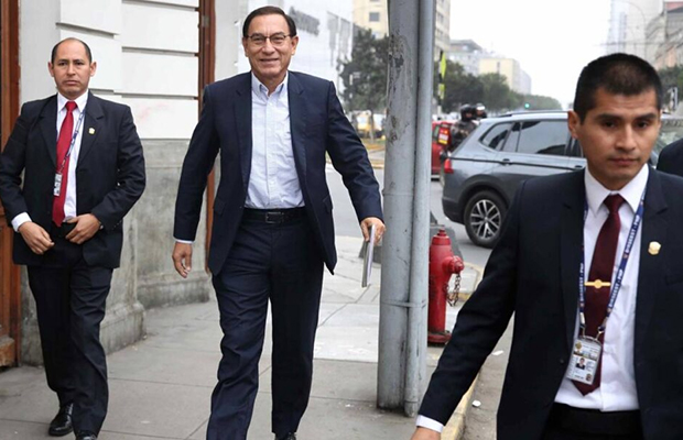 Detenido Martín Vizcarra por presuntos sobornos antes de ser presidente de Perú