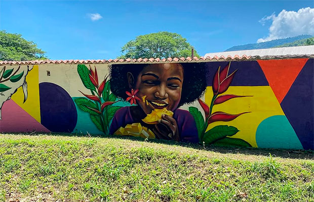 Murales-en-Ocumare-de-la-Costa-rinden