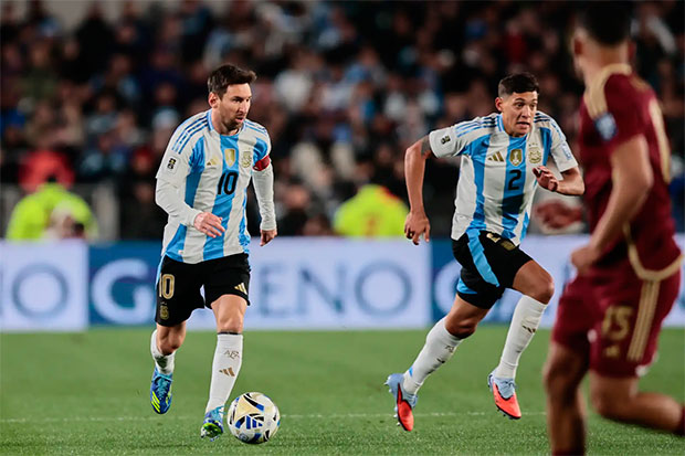 Doblete-de-Messi-en-su-último-duelo-oficial