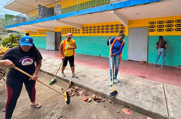 Gobierno-regional-rehabilita-instituciones