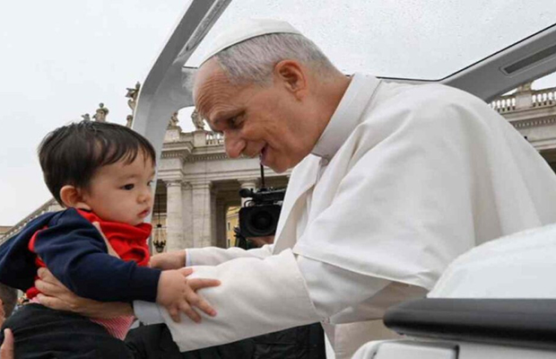León XIV pide rezar por «los niños de Ucrania, Gaza» y otros conflictos