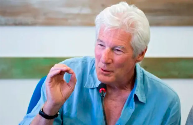 Richard-Gere-arropa-a-Open-Arms
