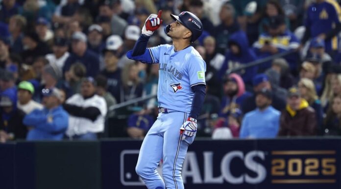 Andrés Giménez debuta en el Clásico de Octubre de MLB