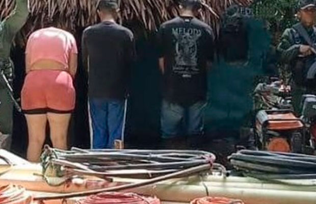 Ponen-los-ganchos-a-un-trío-por-minería-ilegal-en-Amazonas