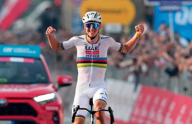 Tadej-Pogacar-y-Ferrand-Prévot-favoritos