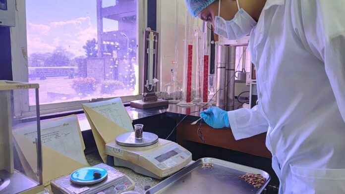 Ciepe y estudiantes de la Unefa desarrollan barra prebiótica con frutas y hortalizas deshidratadas