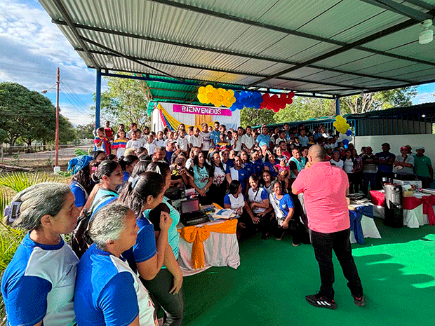 Reinauguradas-tres-escuelas