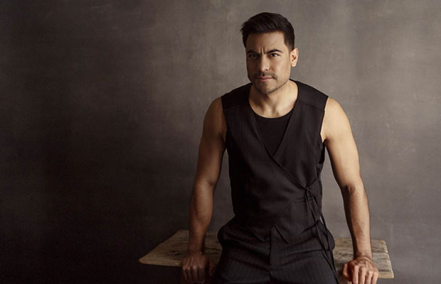 Carlos-Rivera-La-música-debe