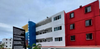 Entregan restaurado edificio afectado por bombardeos en La Guaira