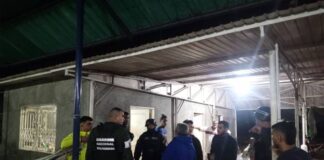 Frustran robo en muelle pesquero y rescatan a víctima sometida por delincuentes