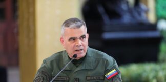 Padrino López anuncia «revisión completa» de la FANB tras ataque de EEUU