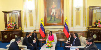 Venezuela e Indonesia refuerzan alianza petrolera