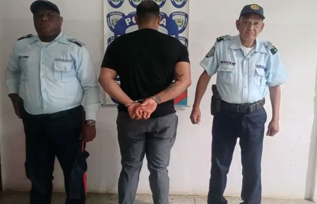 Aprehendido-comerciante-por-golpear-a-su-esposa