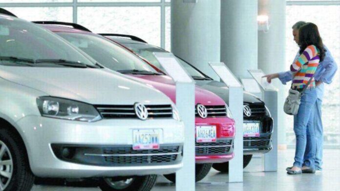 Auge de vehículos nuevos en Venezuela presiona el mercado de carros usados