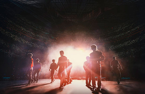 Stray-Kids-The-DominATE-Experience,-el-salto