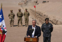 Kast frena la regularización de 182 mil migrantes en Chile