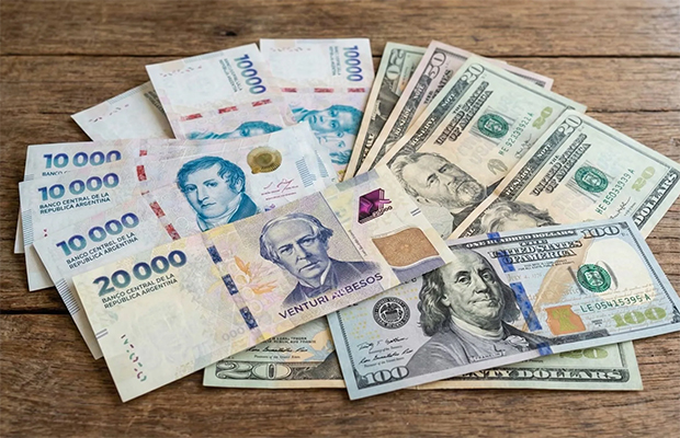 Argentina capta otros 101 millones de dólares en subasta de bono en moneda estadounidense