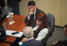 Cristina Fernández compareció en juicio como acusada de trama de sobornos