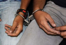 Dos detenidos por hurto en comercios