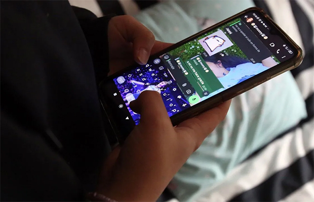 El Reino Unido recomienda limitar a una hora diaria las pantallas a menores de 5 años