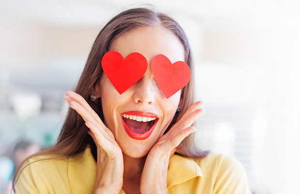 Esto explica la neurociencia sobre el amor a primera vista