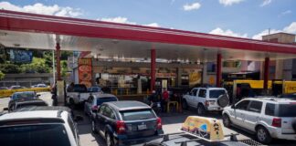 Fenegas pide una homogeneización del mercado de combustibles