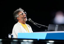 Fito Paez llena el Arena de Buenos Aires tras un rotundo éxito en su Rosario natal