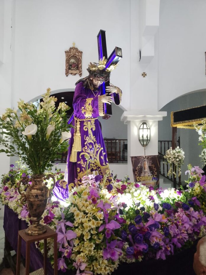 Inicia colecta de orquídeas para el Nazareno de Los Teques