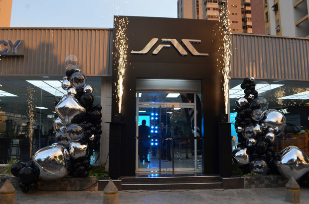 JAC-Motors-Venezuela-abre-nuevo-concesionario-en-Las-Delicias-de-Maracay