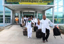 Jamaica anuncia que suspenderá acuerdo con Cuba sobre despliegue de profesionales médicos