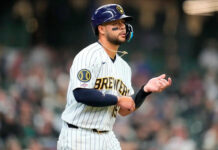 Jeferson Quero se estrenó con Milwaukee