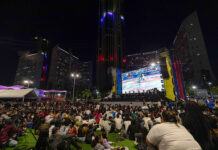 Miles de venezolanos salen a las calles para celebrar su primer Clásico Mundial de Béisbol