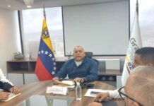 Ministro Coronado dice que paro de transporte fracasó y llama a transportistas a mesa de diálogo