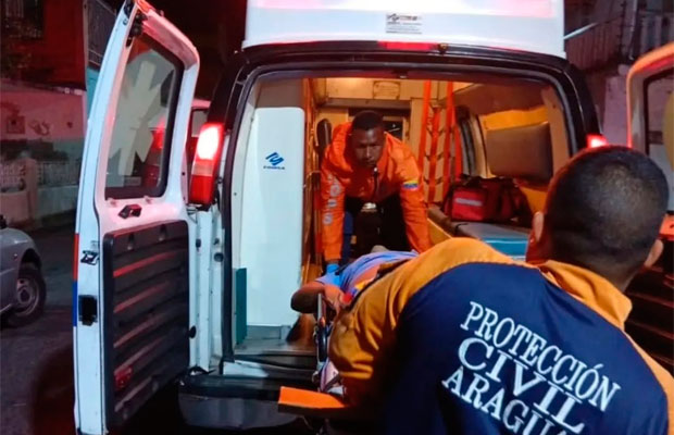 Motorizado-herido-tras-impactar-contra-objeto-fijo-en-Maracay