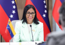 Presidenta (E) celebra reconocimiento legal de EEUU a Venezuela