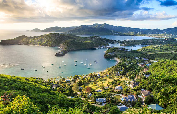 Qué convierte a la isla de Antigua en el destino más deseado del Caribe para viajeros exigentes