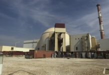 Rusia reduce al mínimo su personal en central nuclear en Irán tras un segundo ataque