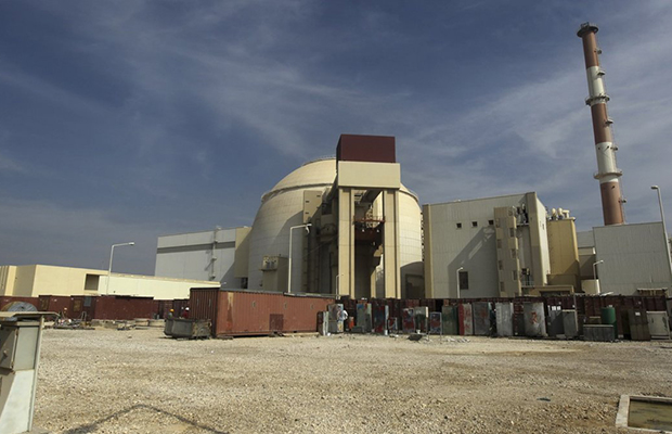 Rusia reduce al mínimo su personal en central nuclear en Irán tras un segundo ataque