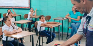 Semilleros Científicos de Aragua se sumergen en la IA y la Robótica Creativa