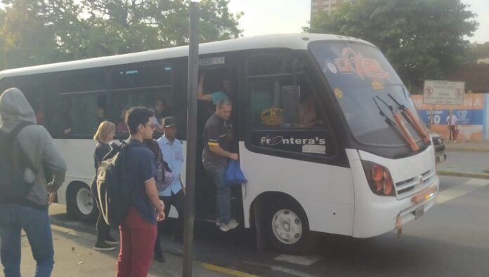 Transportistas de Carabobo ajustan el pasaje urbano a partir de hoy