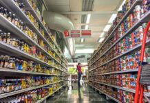 Una familia venezolana necesitó USD 645 en febrero para cubrir la alimentación básica