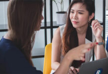 3 señales del lenguaje corporal que determinan la confianza desde la primera interacción