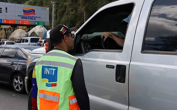 Autoridades-de-transporte-activan-operativo