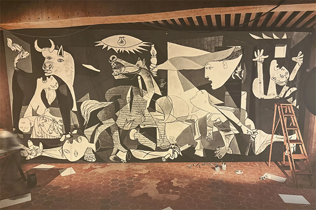 El 'Guernica' vuelve a París en realidad virtual