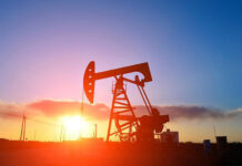 El brent se hunde más del 13 %, por debajo los 95 dólares, tras el alto el fuego entre EEUU e Irán