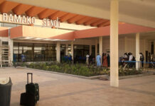 Francia recomienda a sus ciudadanos salir cuanto antes de Mali