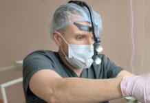 Joven se fractura la laringe por intentar aguantar un estornudo