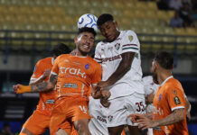 La Guaira y Fluminense dejan el camino libre a Rivadavia y Fábio hace historia